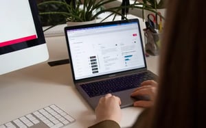 Mit dem Theme Generator entscheidest du, wie dein Liveblog aussieht