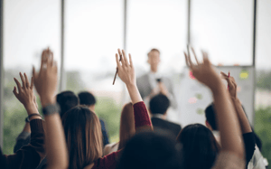 3 Features to Spice Up Your Live Blog Interview